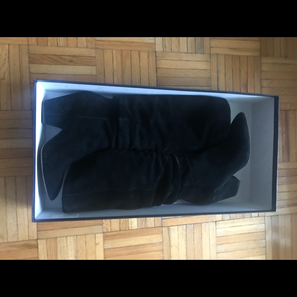 Splendid suede boots in size 7.5